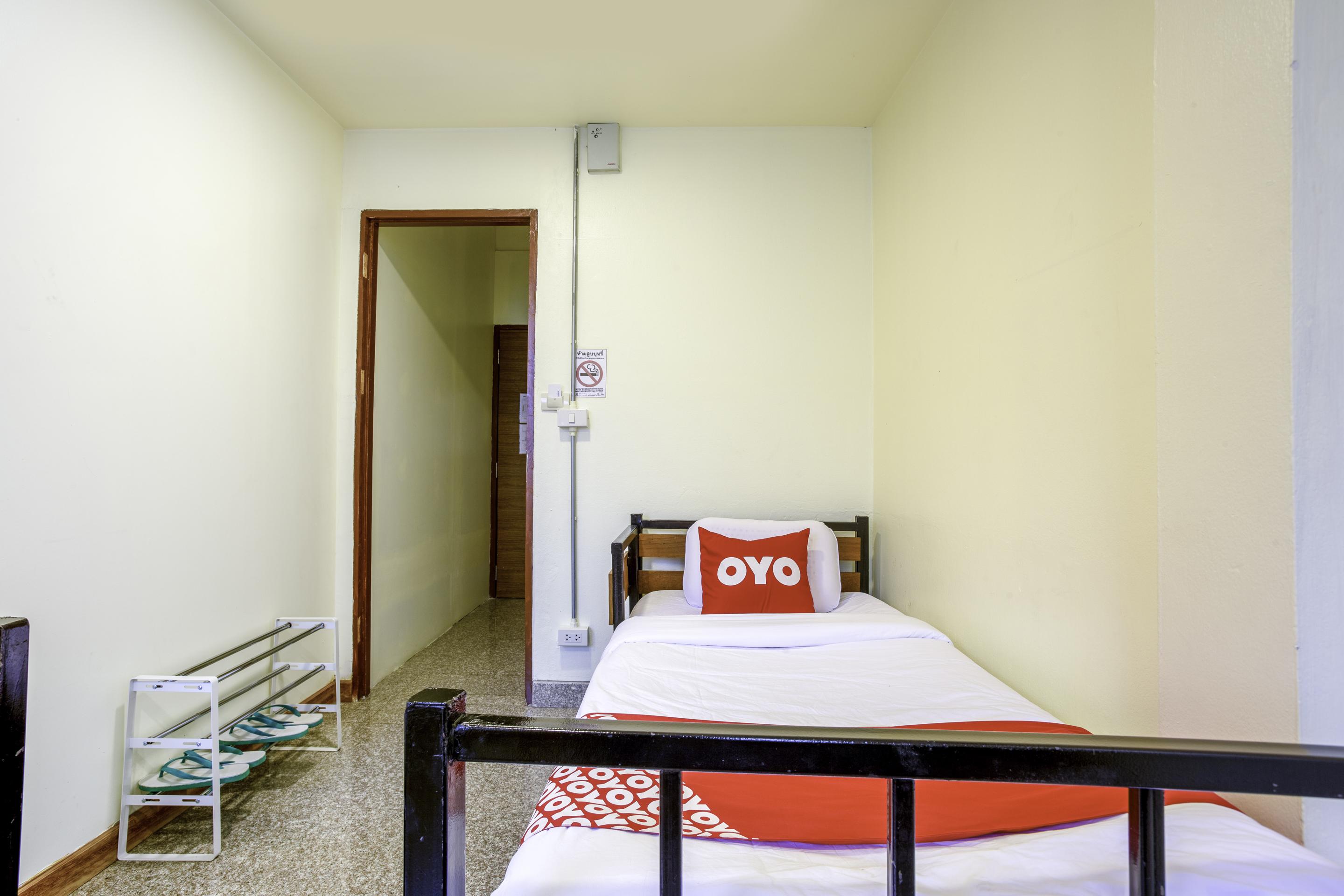 Oyo 928 Leaf Hotel Chiang Mai